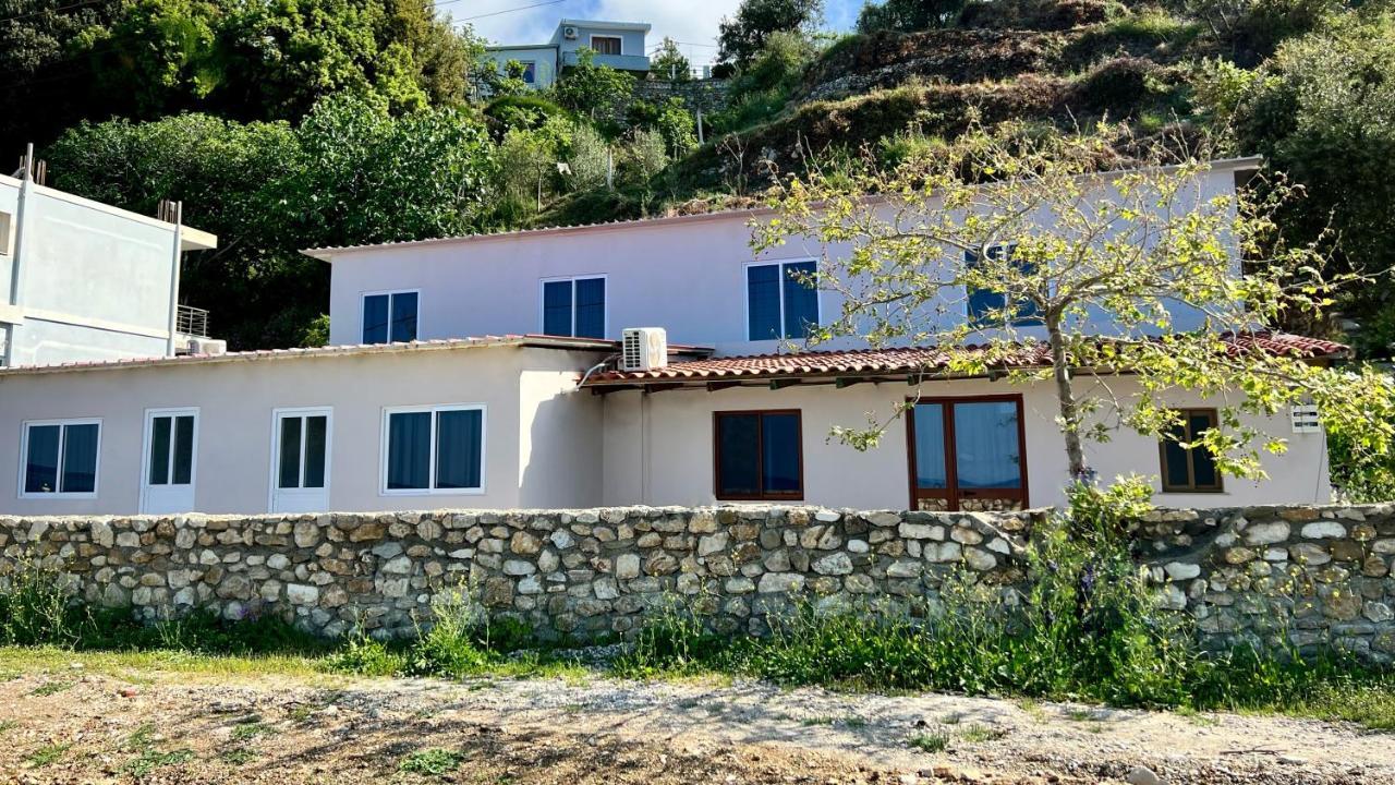 Residence Villa Denny&Villa Kate Borsh Exterior foto